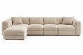 Sofá esquinero tapizado con detalles de líneas verticales, beige